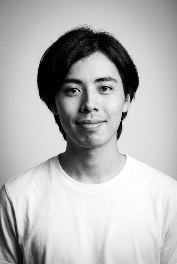 LUXOM team member