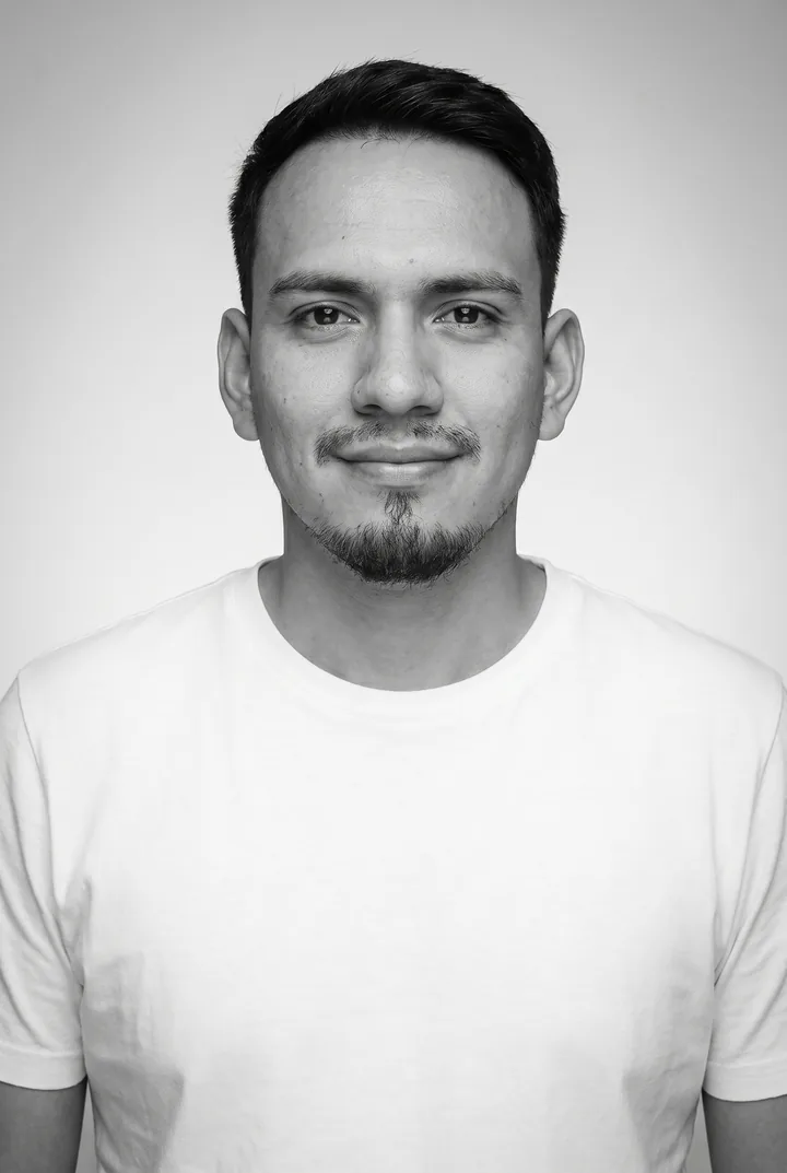 LUXOM team member